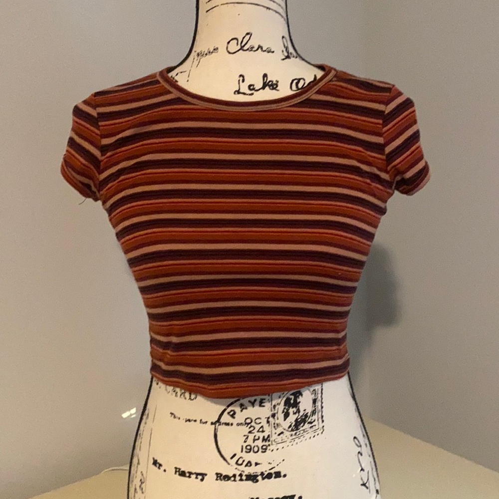 Cropped tee